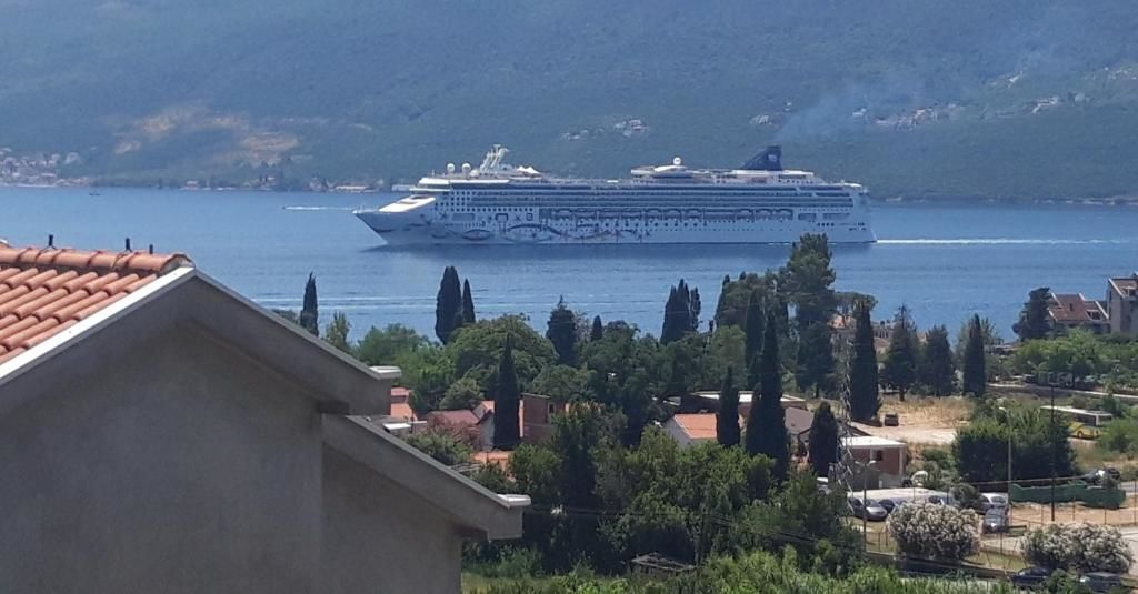 Проживание в семье Apartman Lug Херцег-Нови-66